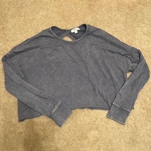 Long sleeve crop top